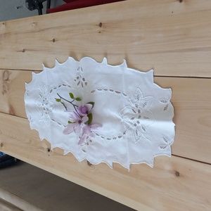 Vintage Embroidered Tablecloth / under-makeup cloth, floral, boho cute aesthetic